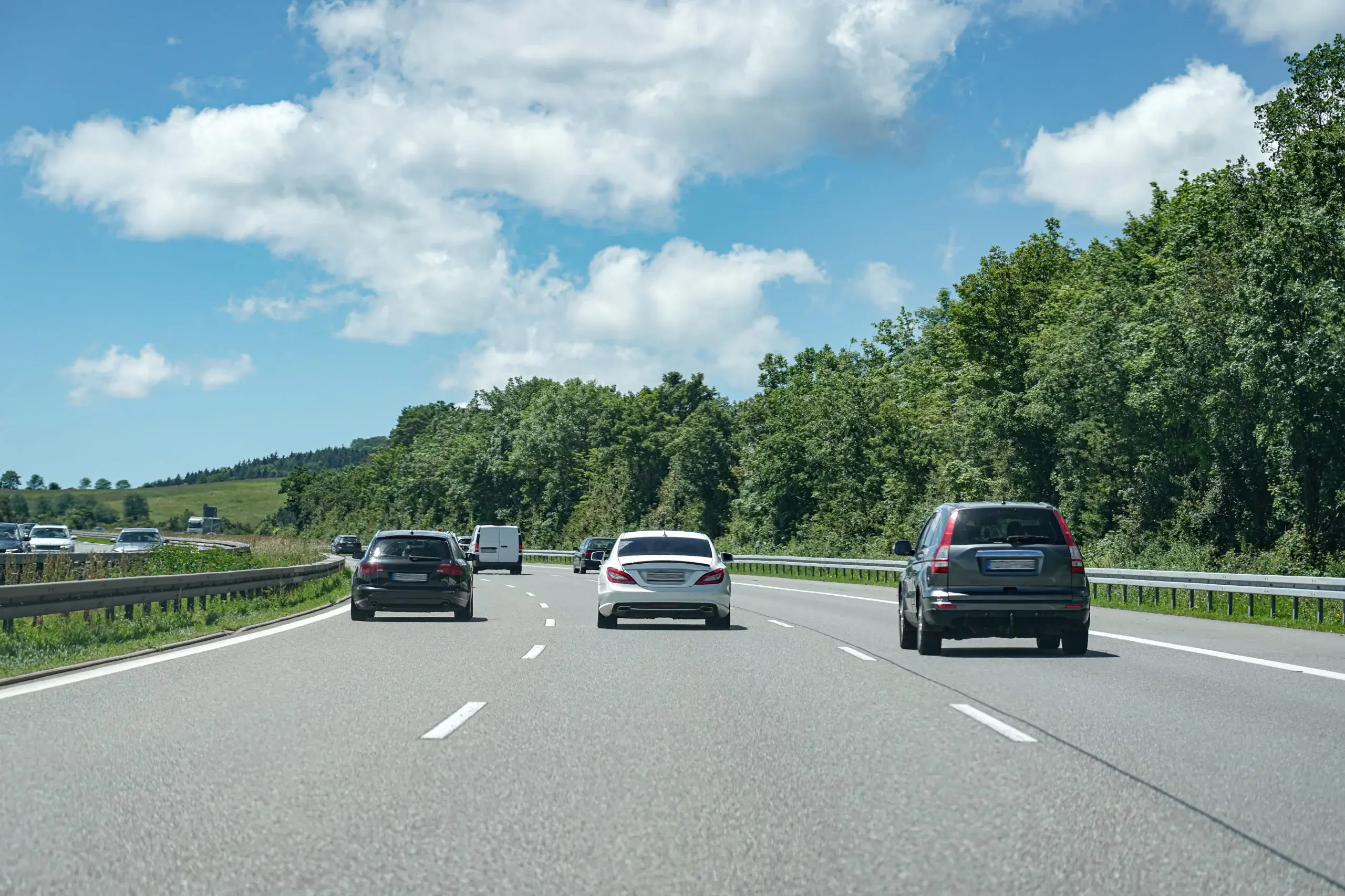 The&nbsp;district service center has&nbsp;expanded its&nbsp;evening reception window for&nbsp;visitors